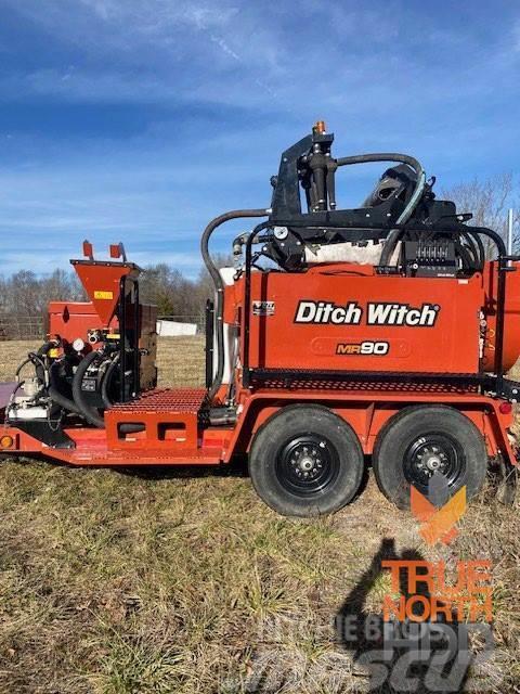 Ditch Witch MR90 Sulama pompaları
