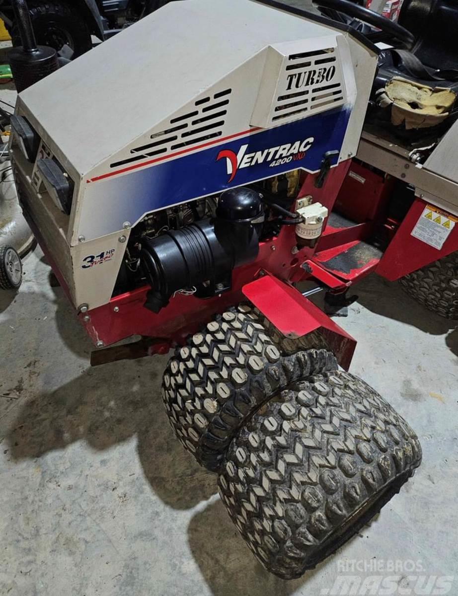 Ventrac 4200 VXD Traktörler