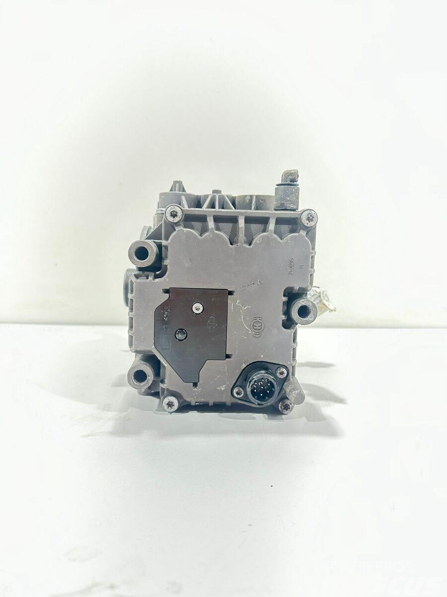  Knorr-Bremse /Tipo: V90 R.3.44-1 / Desumificador d Diger aksam