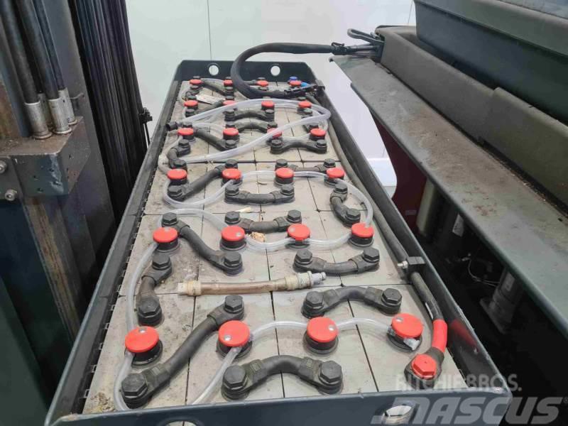 Linde R16-01 1120 Reach truck - depo içi istif araçları
