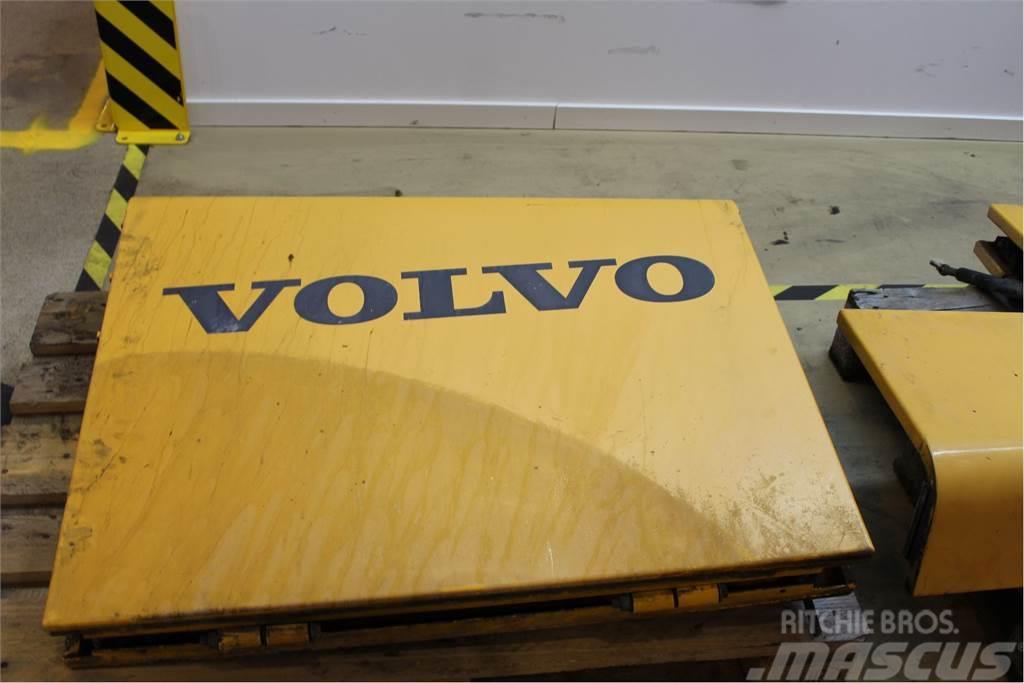 Volvo L150E Motorlucka Saseler