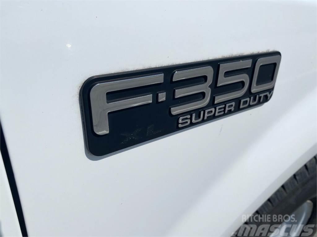 Ford F-350 Super Duty Diger