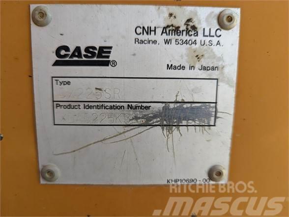 CASE CX225SR Paletli ekskavatörler