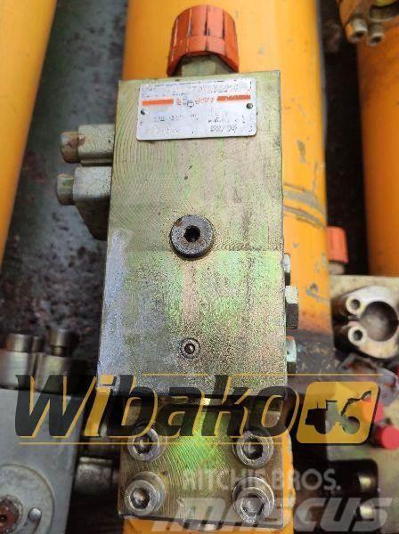 Liebherr Cylinder lock / safety valve Liebherr R904C 500939 Diger parçalar