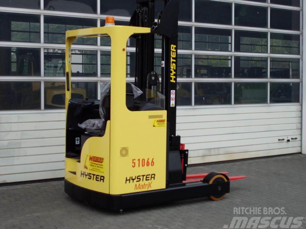 Hyster R1.6 Reach truck - depo içi istif araçları