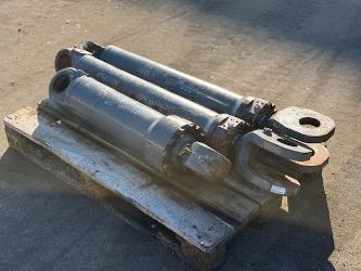 Liebherr L 550 USED HYDRAULIC CYLINDER