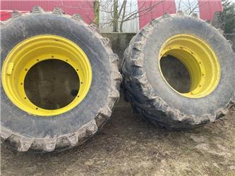 John Deere wide rims + trelleborg tyres