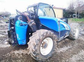 New Holland LM 5060  fork