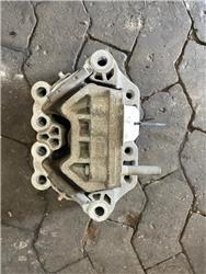 Scania  GEARBOX MOUNT 2592761