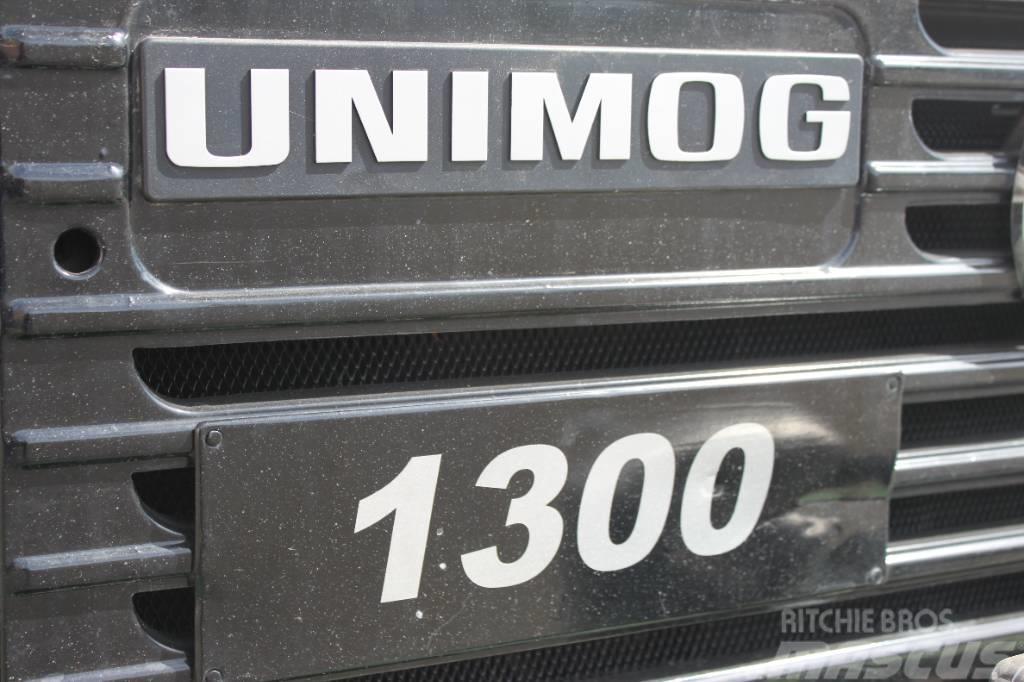 Mercedes-Benz Unimog U 1300 L Flatbed kamyonlar
