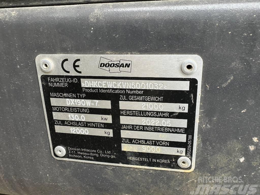 Doosan DX 190 W-7 Lastik tekerli ekskavatörler