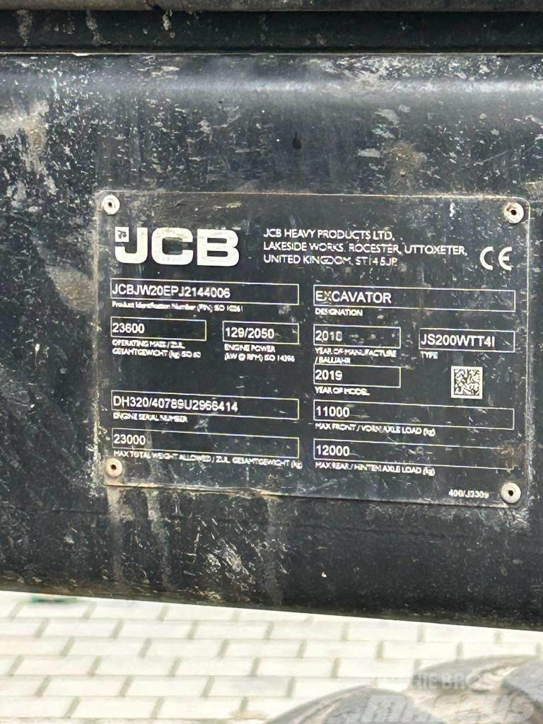 JCB JS 200 W Lastik tekerli ekskavatörler