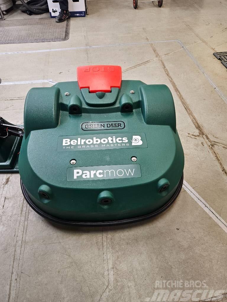 Belrobotics Parcmow Connected Line Robot çim biçme makineleri