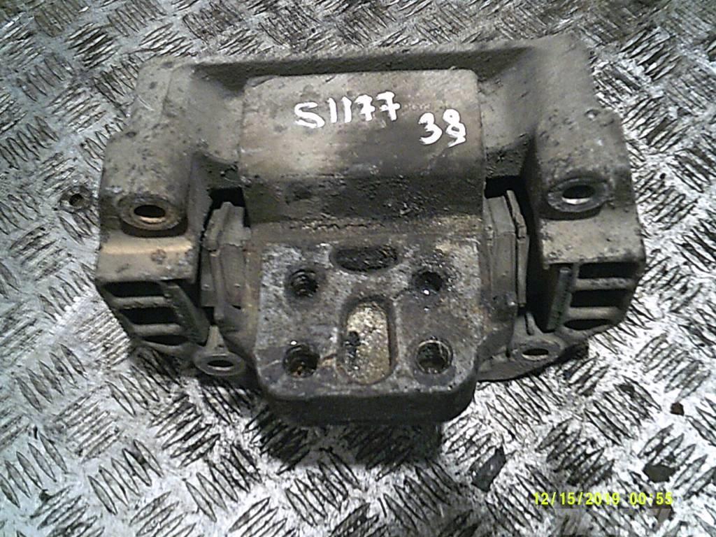 Scania 1177 G440, engine cushion Motorlar