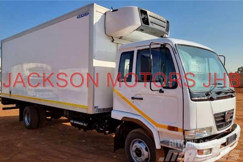 Nissan UD60 WITH INSULATED BODY AND CARRIER FRIDGE UNIT Diger kamyonlar
