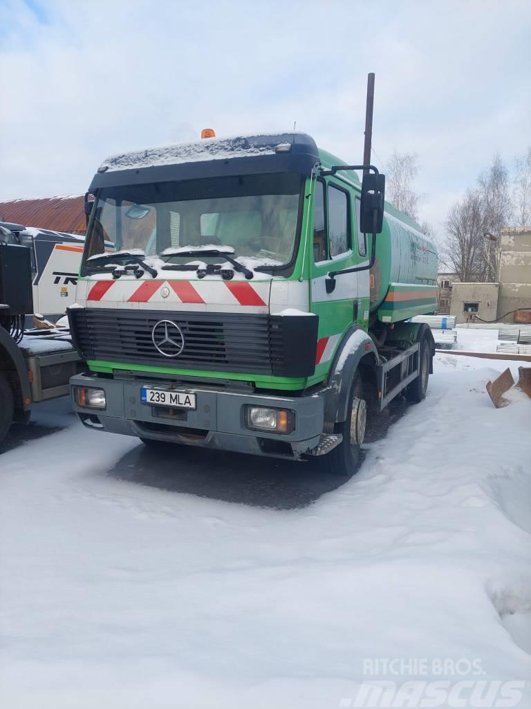 Mercedes-Benz SK 1824 Tankerli kamyonlar