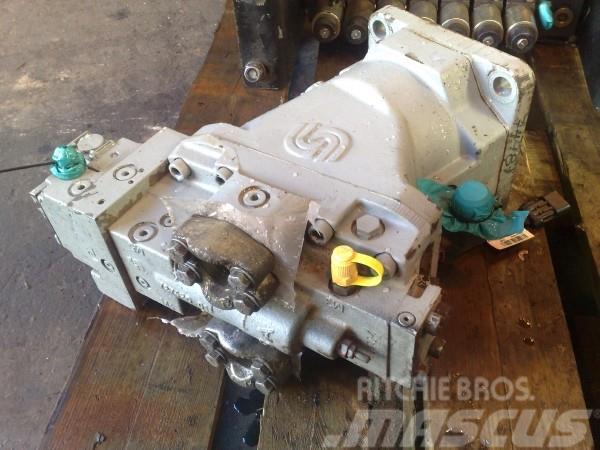 Timberjack 1270B Transmission pump and motor Sanzuman