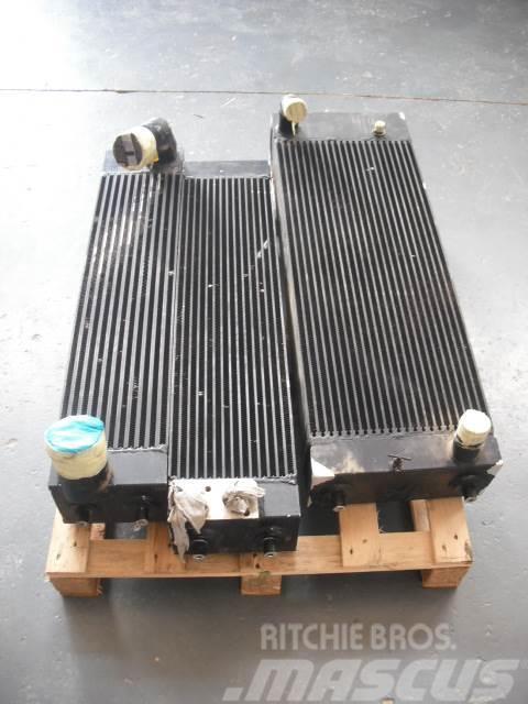 Komatsu D51  3x radiators Paletli dozerler