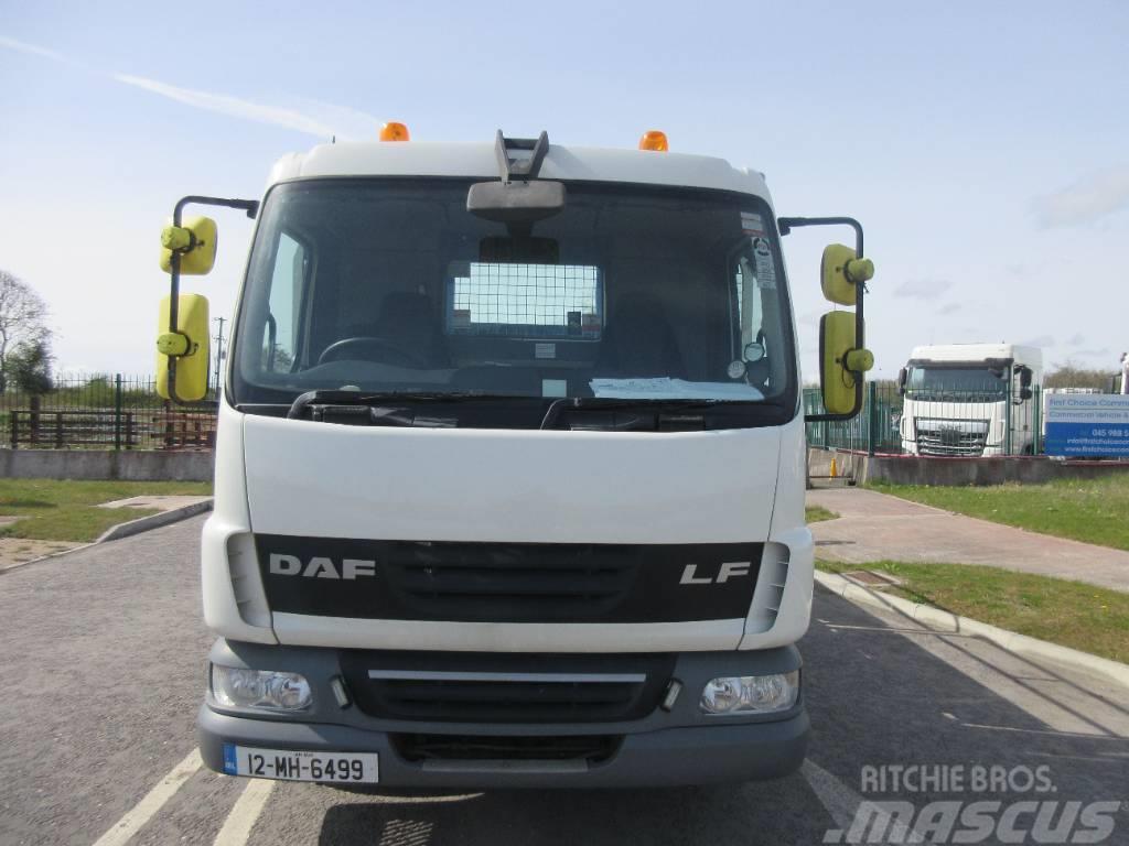 DAF 45.210 ATI Düz Platformlu Oto Çekiciler/vinçli kamyonlar