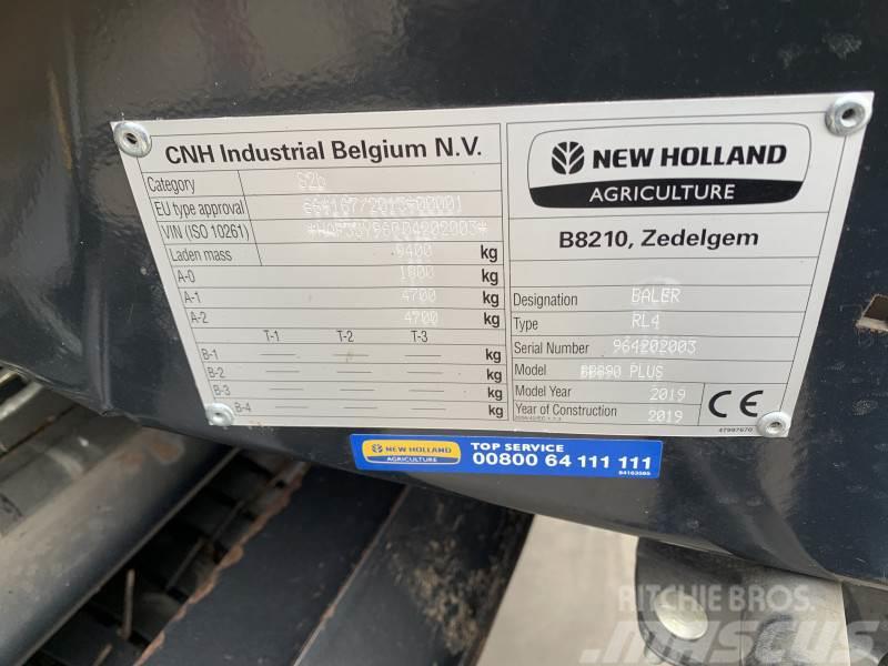 New Holland BIGBALER 890 RC PLUS Küp balya makinalari