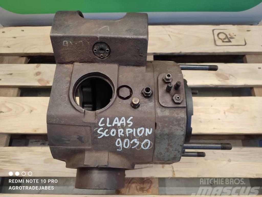CLAAS Scorpion 9030 case differential Akslar