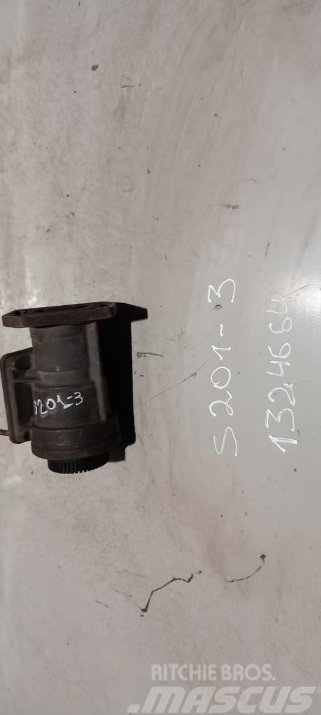 Scania R144.530 main brake valve 1324664 Frenler