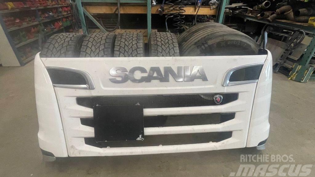 Scania Grille streamline/ r2 model Streamline origineel v Diger aksam