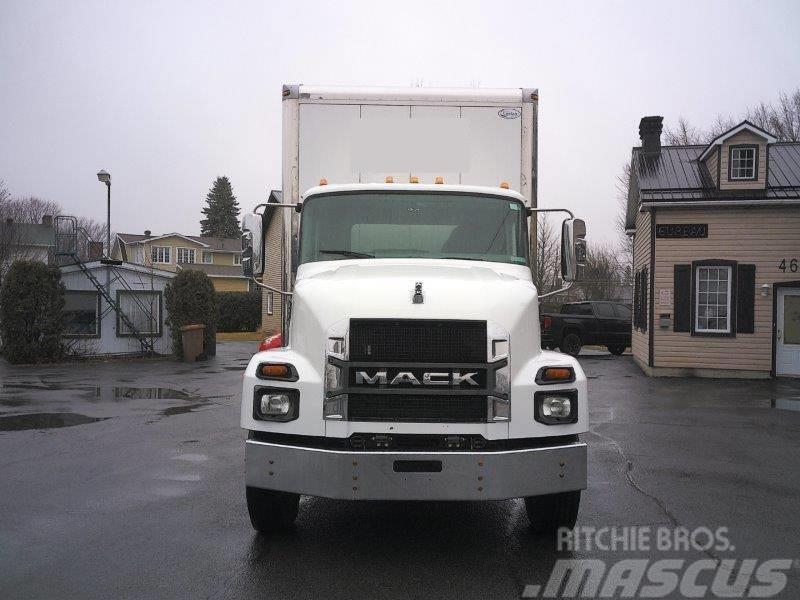 Mack MD 6 Diger kamyonlar