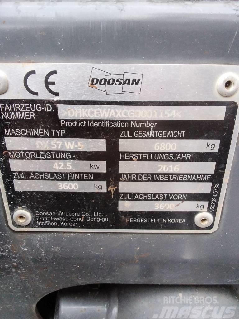 Doosan DX 57 W-5 Lastik tekerli ekskavatörler
