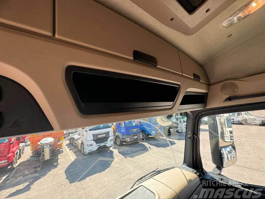 Mercedes-Benz Actros 2551L 6x2 KSA-kori + Lämmitin Kapali kasa kamyonlar