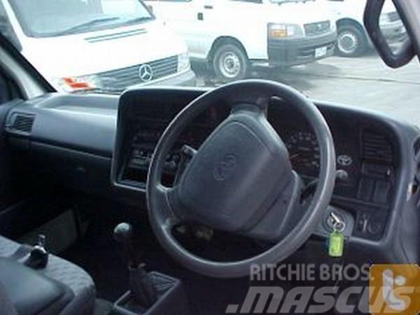 Toyota HIACE RZH103R Panel vanlar