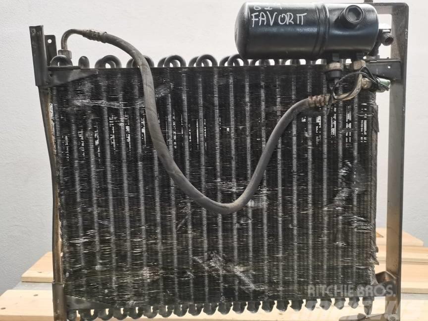 Fendt 926 Favorit {radiator conditioning Radyatörler