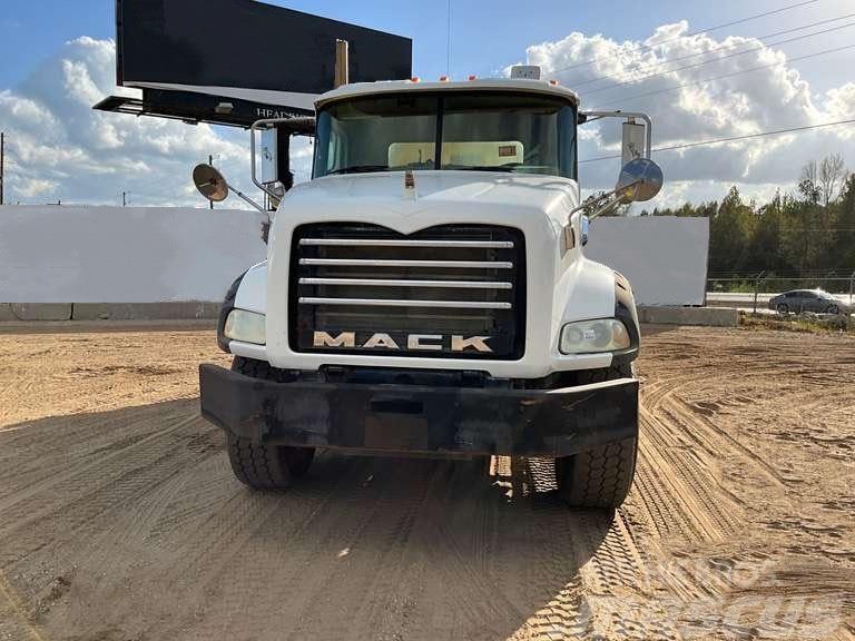 Mack GU 800 Diger kamyonlar