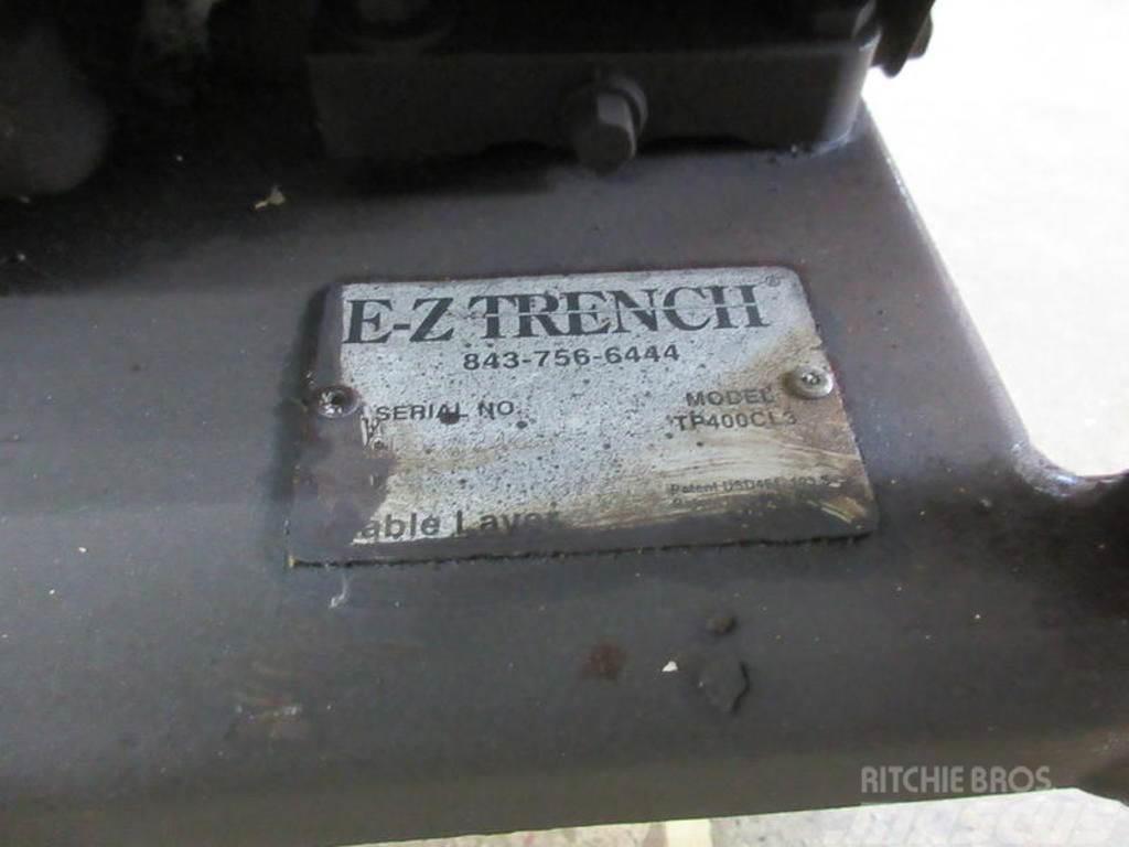  E-Z Trench TP400CL3 Kanal kazma makinasi