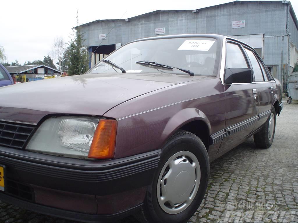 Opel Rekord ZABYTKOWY Otomobiller
