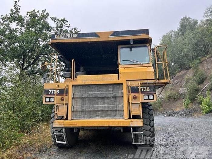 CAT 773 B Yol disi kaya kamyonu