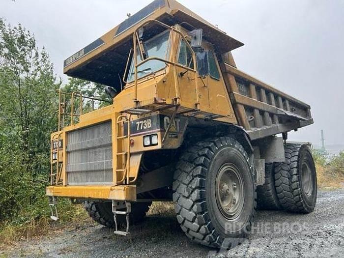 CAT 773 B Yol disi kaya kamyonu