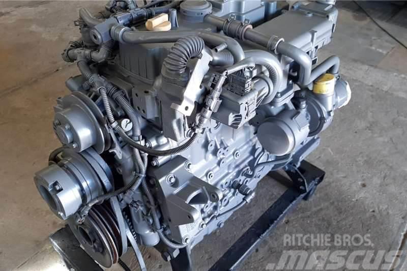 Deutz TCD 2012 3.6 L4 Engine Diger kamyonlar