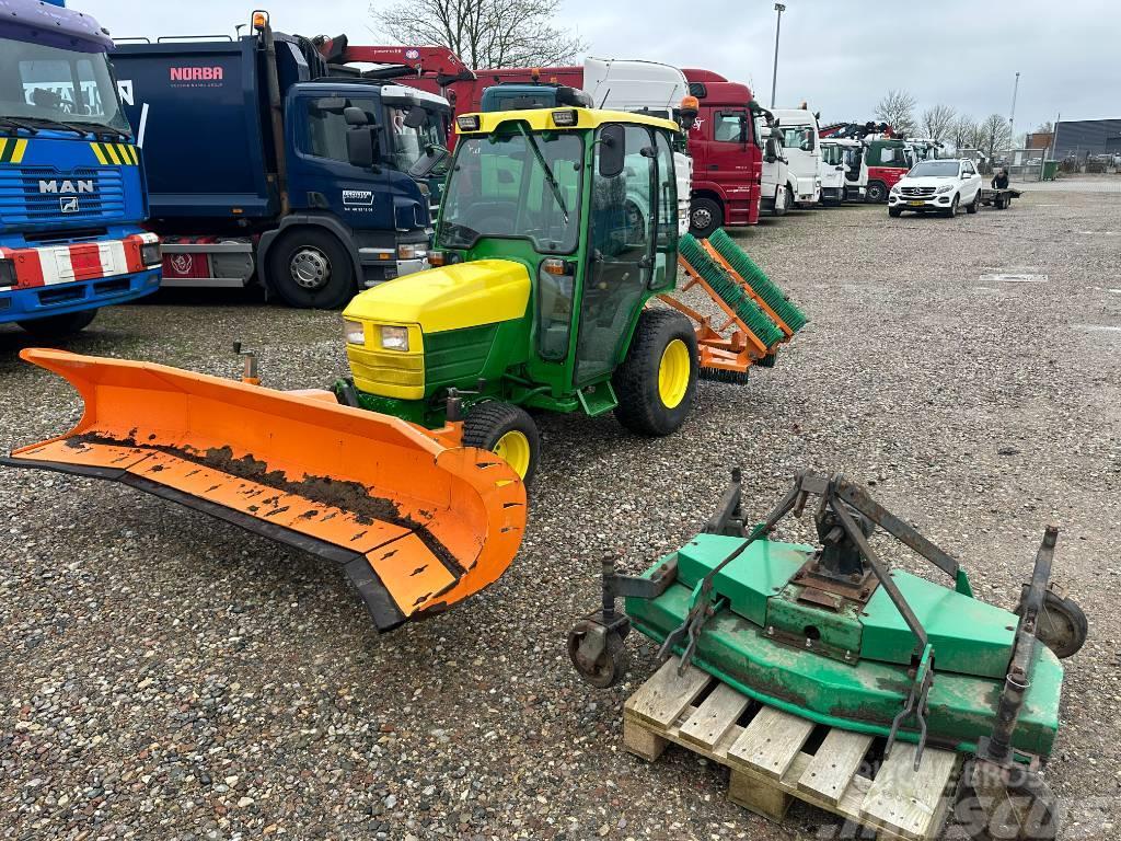 John Deere 2720 with equipment Traktörler