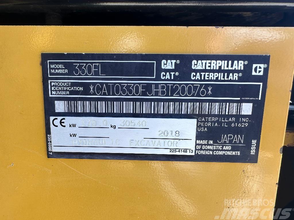 CAT 330 FL Paletli ekskavatörler