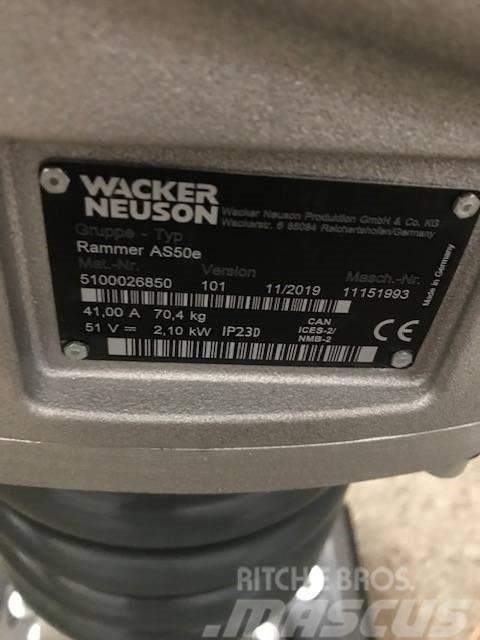 Wacker Neuson AS50e Sıkıştırma tokmakları