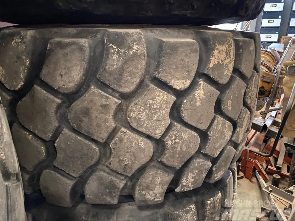 Volvo A 40D - 6 Tires 29.5 R25 and Rims - Lastikler