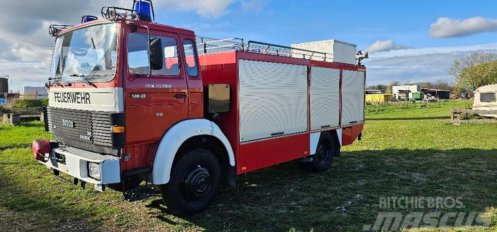 Iveco 120-23 RW2 Feuerwehr V8 4x4 Belediye / genel amaçli araçlar