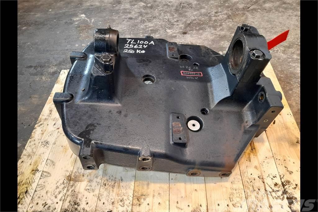 New Holland TL100A Front axle support Saseler