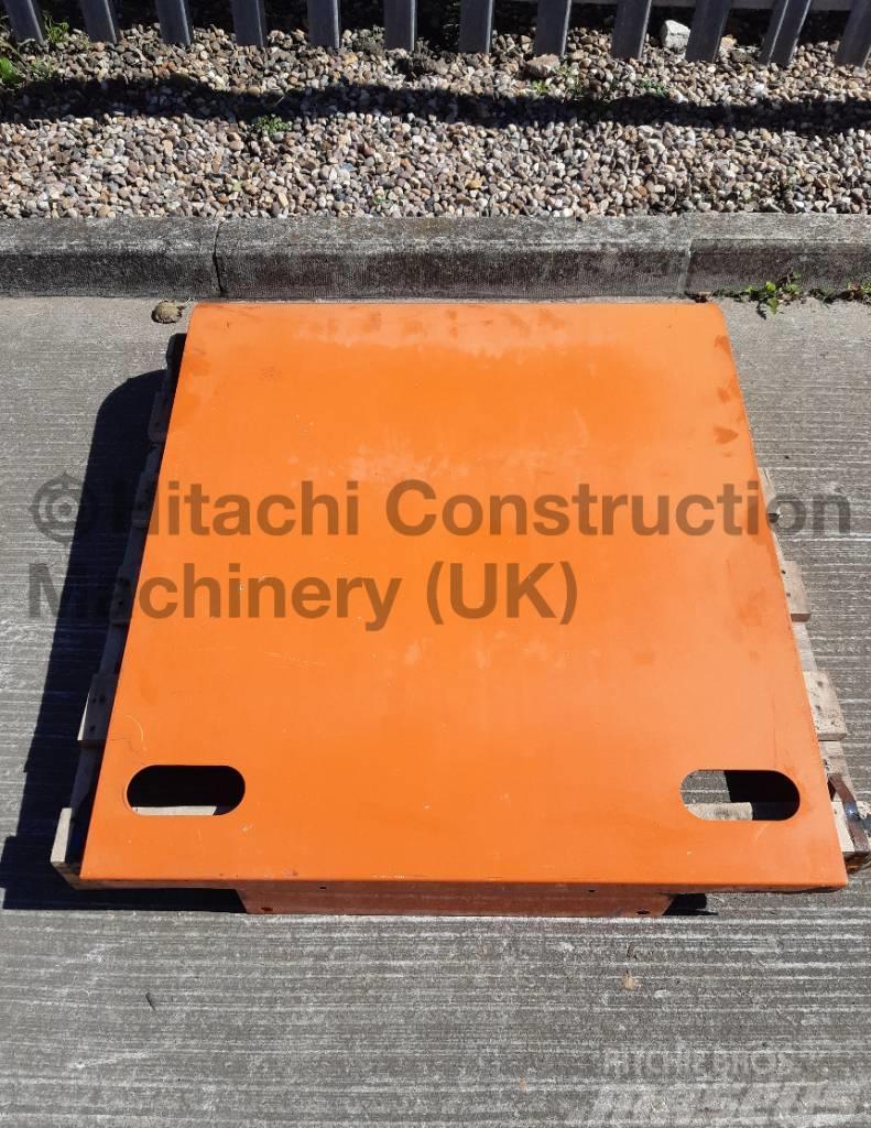 Hitachi ZX470-5 Cover (steps) - 6025850 Saseler