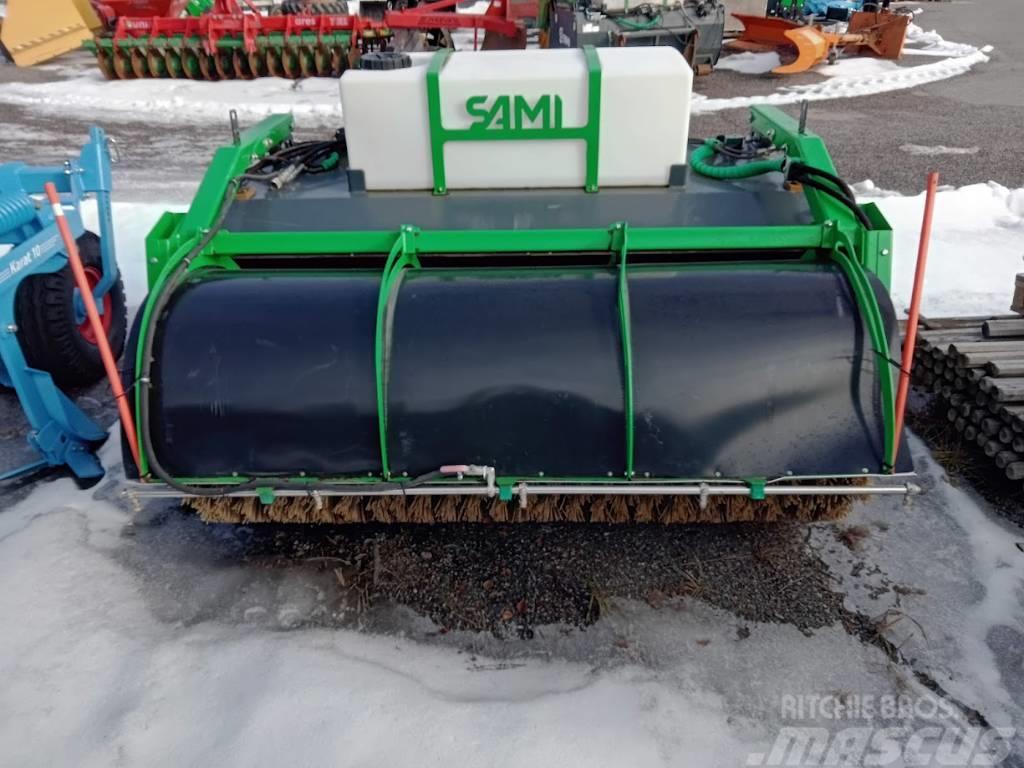 Sami K 2000 kauhaharja vesityksellä Diger kar ve yol makinalari