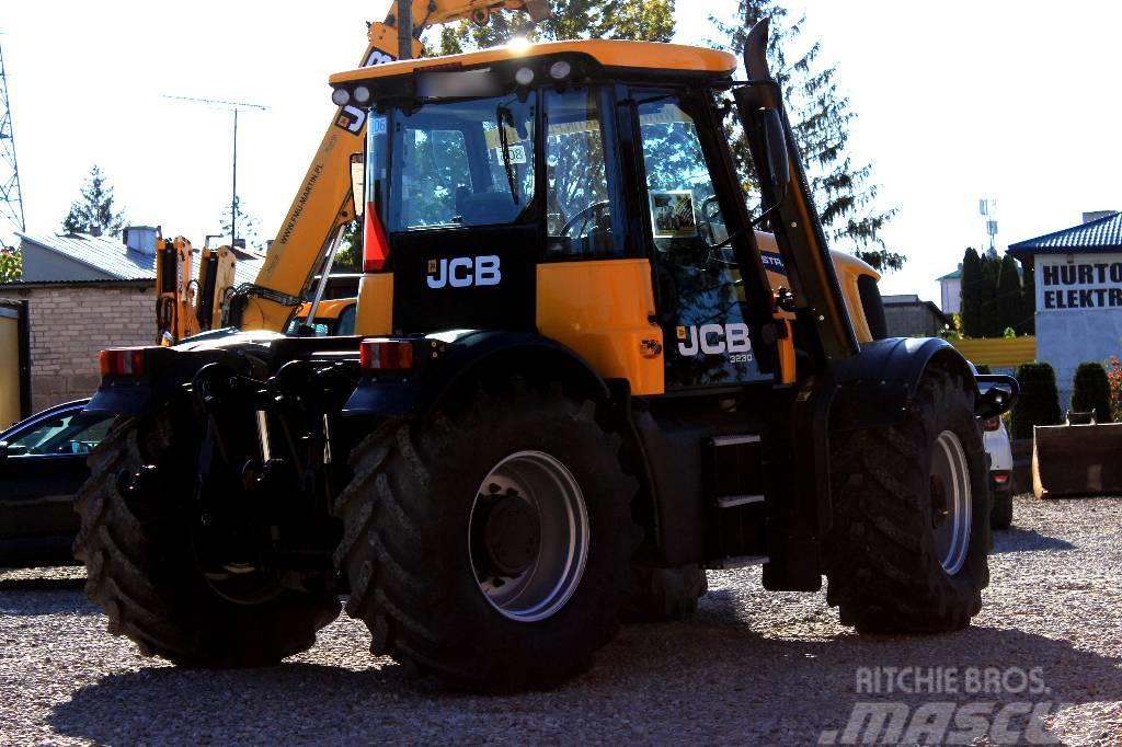 JCB FASTRAC 3230 XTRA Traktörler
