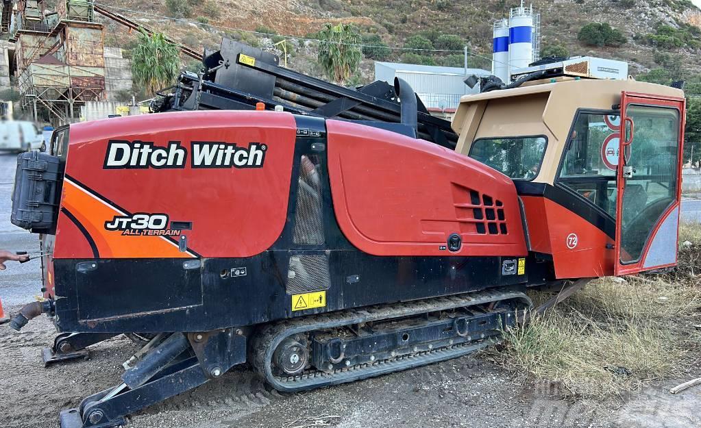 Ditch Witch JT 30 AT Yatay sondaj makineleri