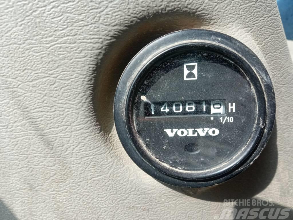 Volvo EW 140 C Lastik tekerli ekskavatörler