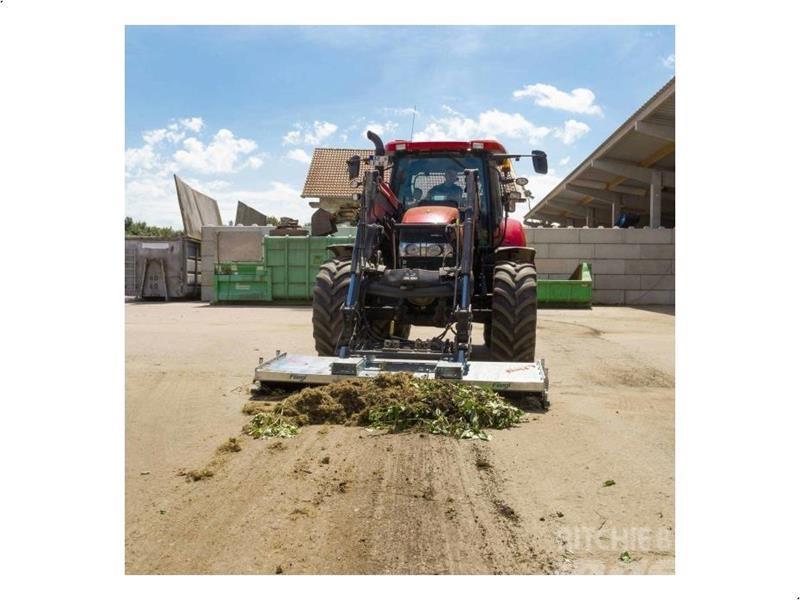 Fliegl Lion Sweeper 2500 Diger traktör aksesuarlari